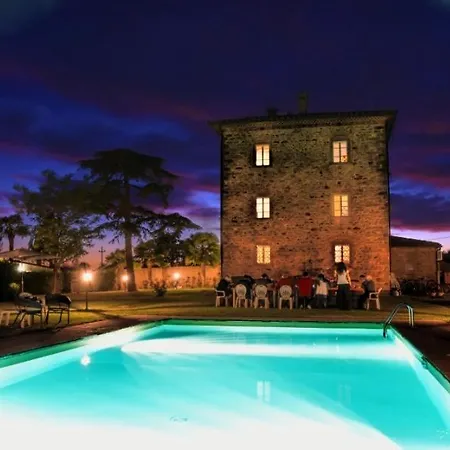 Fratta-santa Caterina Sleeps 18 Pool Wifi 别墅