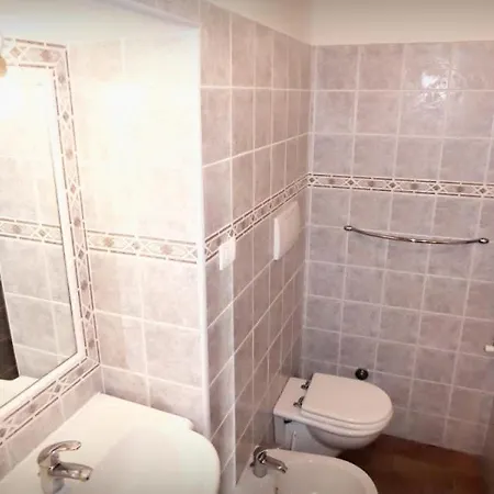 Fratta-santa Caterina Sleeps 18 Pool Wifi 别墅