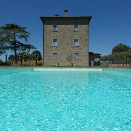 Fratta-santa Caterina Sleeps 18 Pool Wifi 哥尔顿